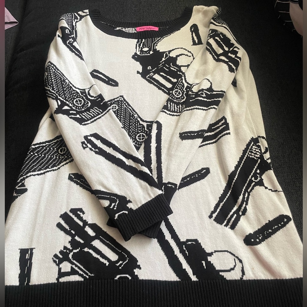 Betsey Johnson Black and White Graphic Sweater - Picture 3 of 7
